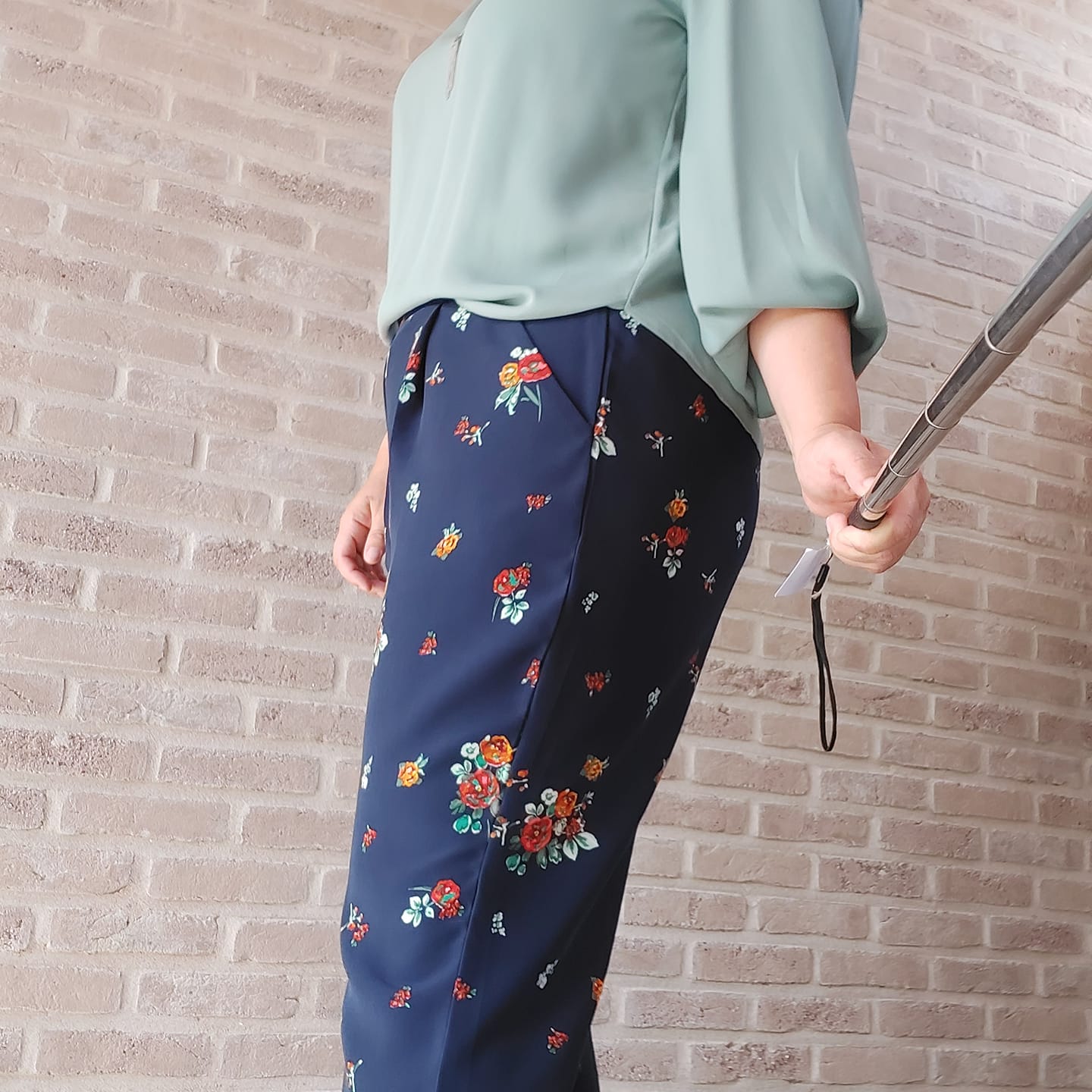 Nia top and pants for women & teens - sewing pattern