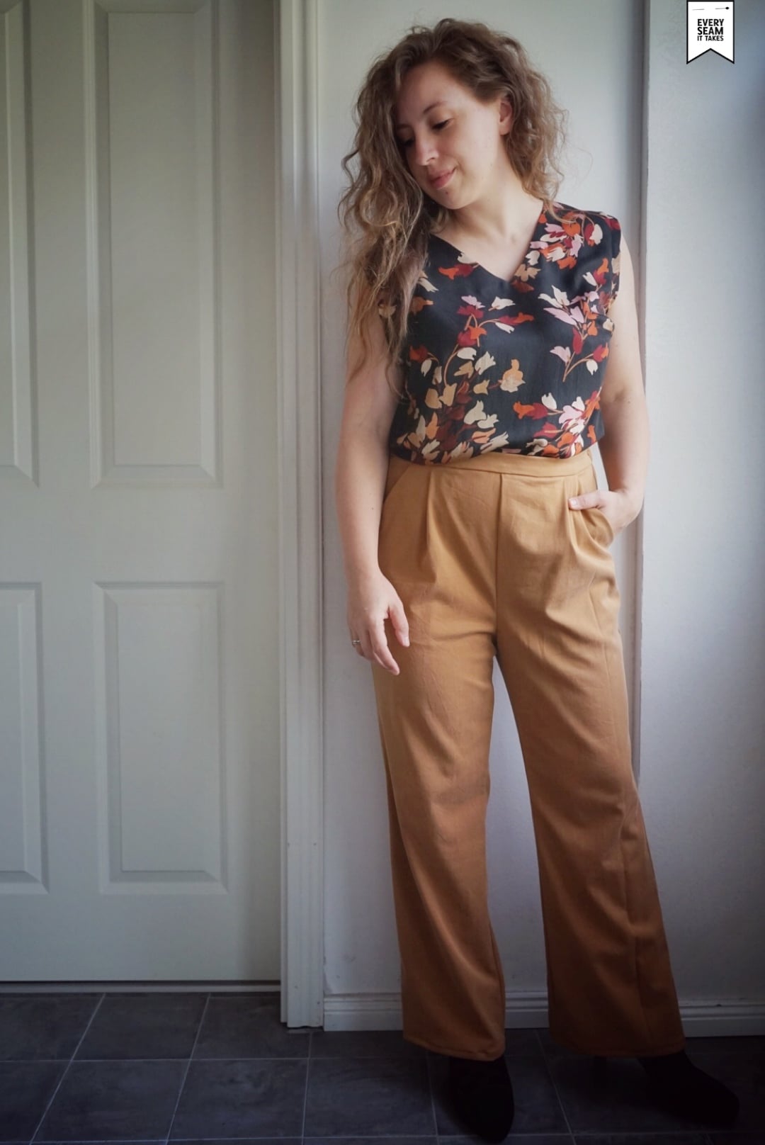 Nia top and pants for women & teens - sewing pattern