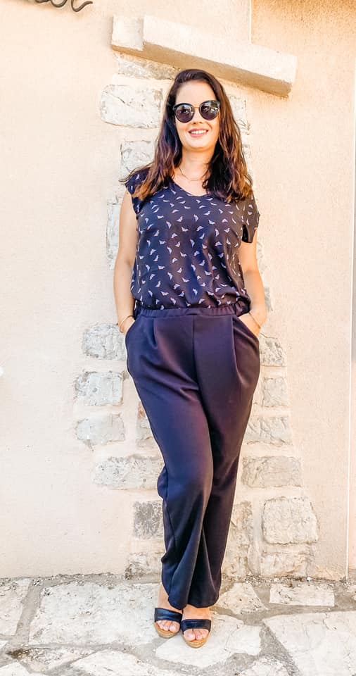 Nia top and pants for women & teens - sewing pattern