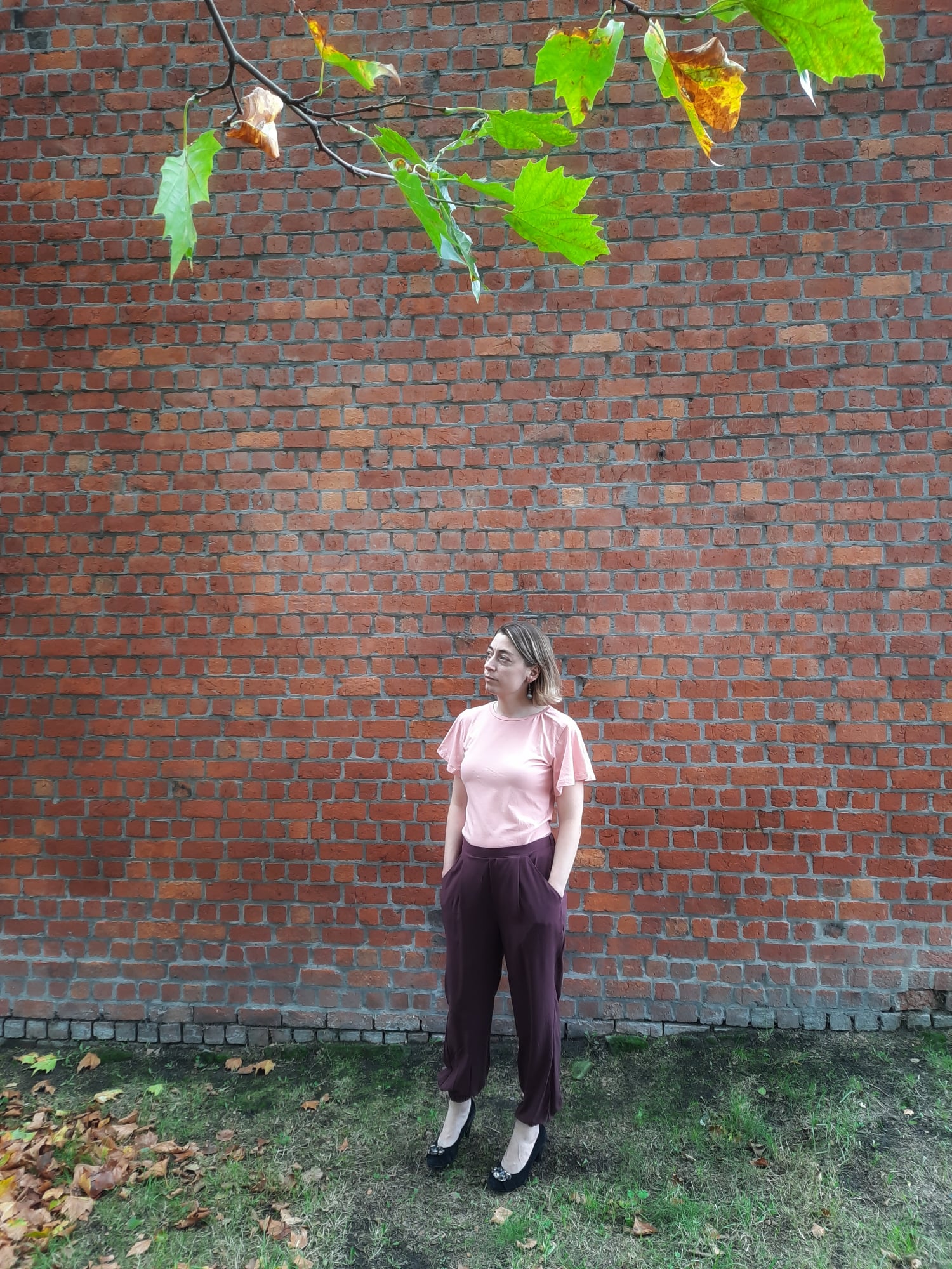 Nia top and pants for women & teens - sewing pattern