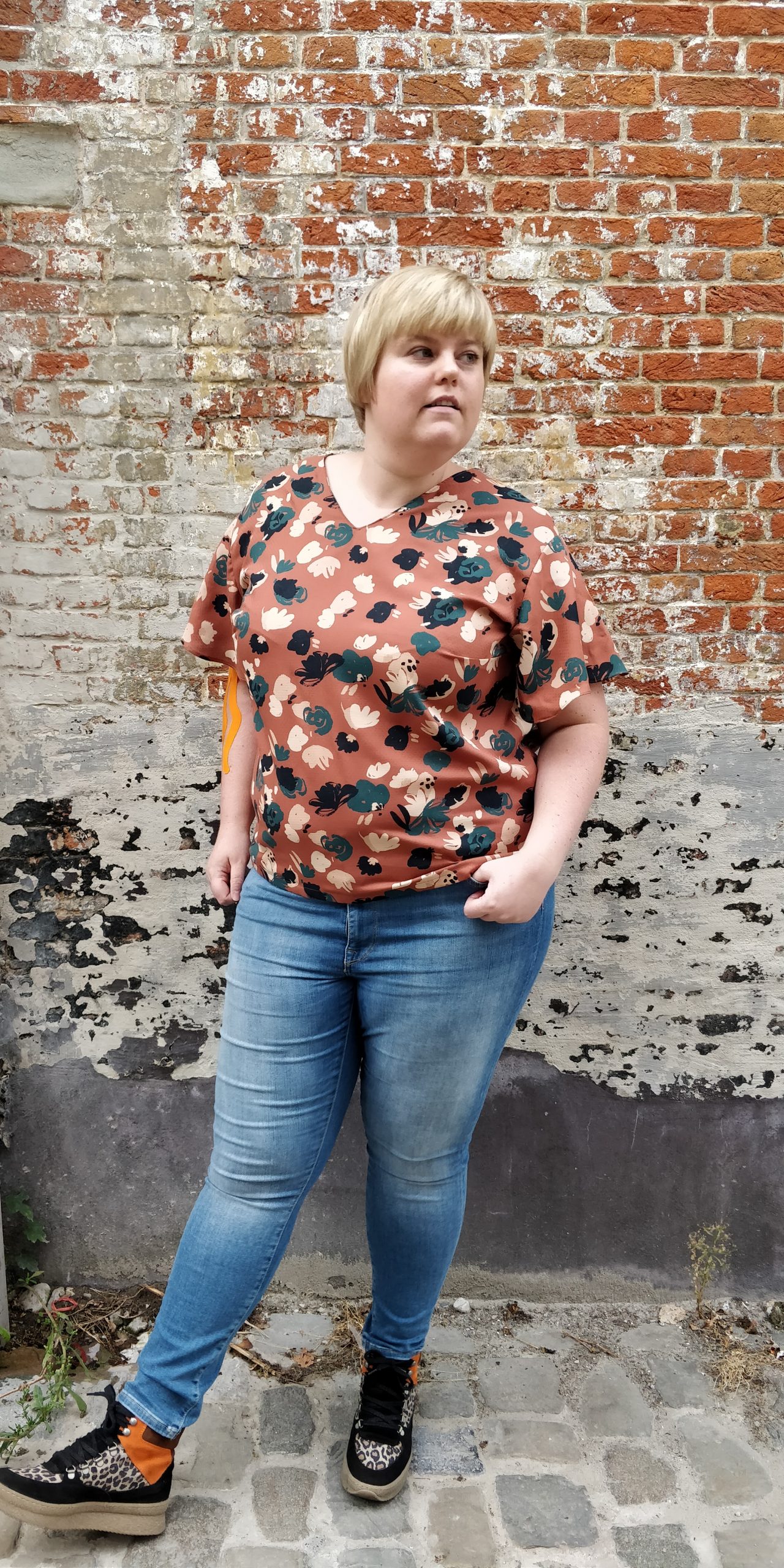 Nia top and pants for women & teens - sewing pattern