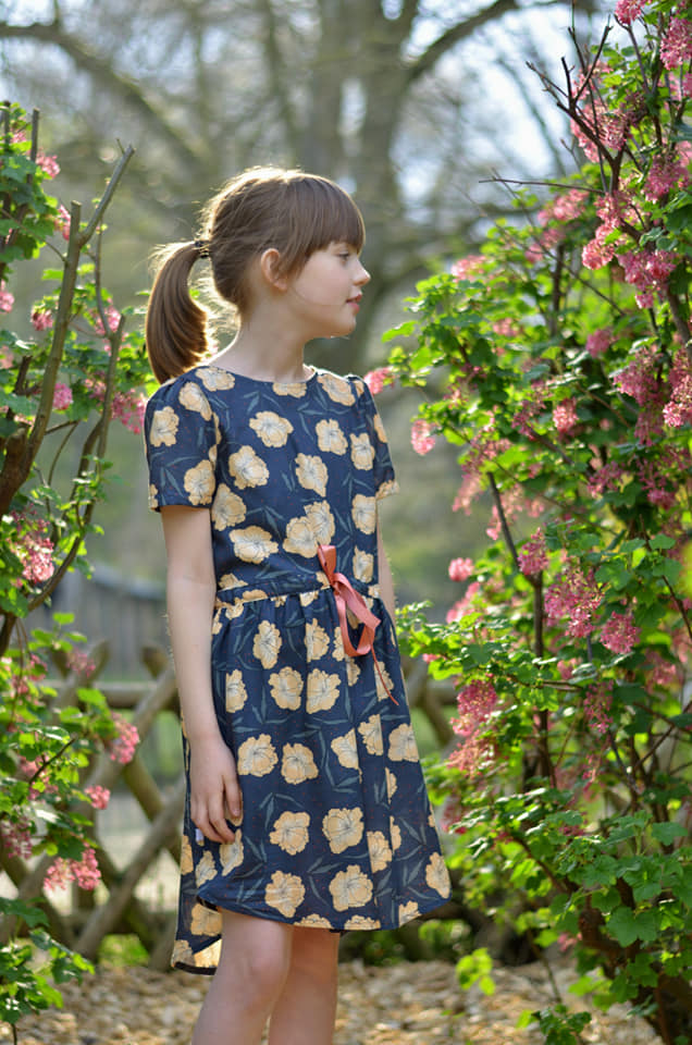 Lotus dress kids - sewing pattern