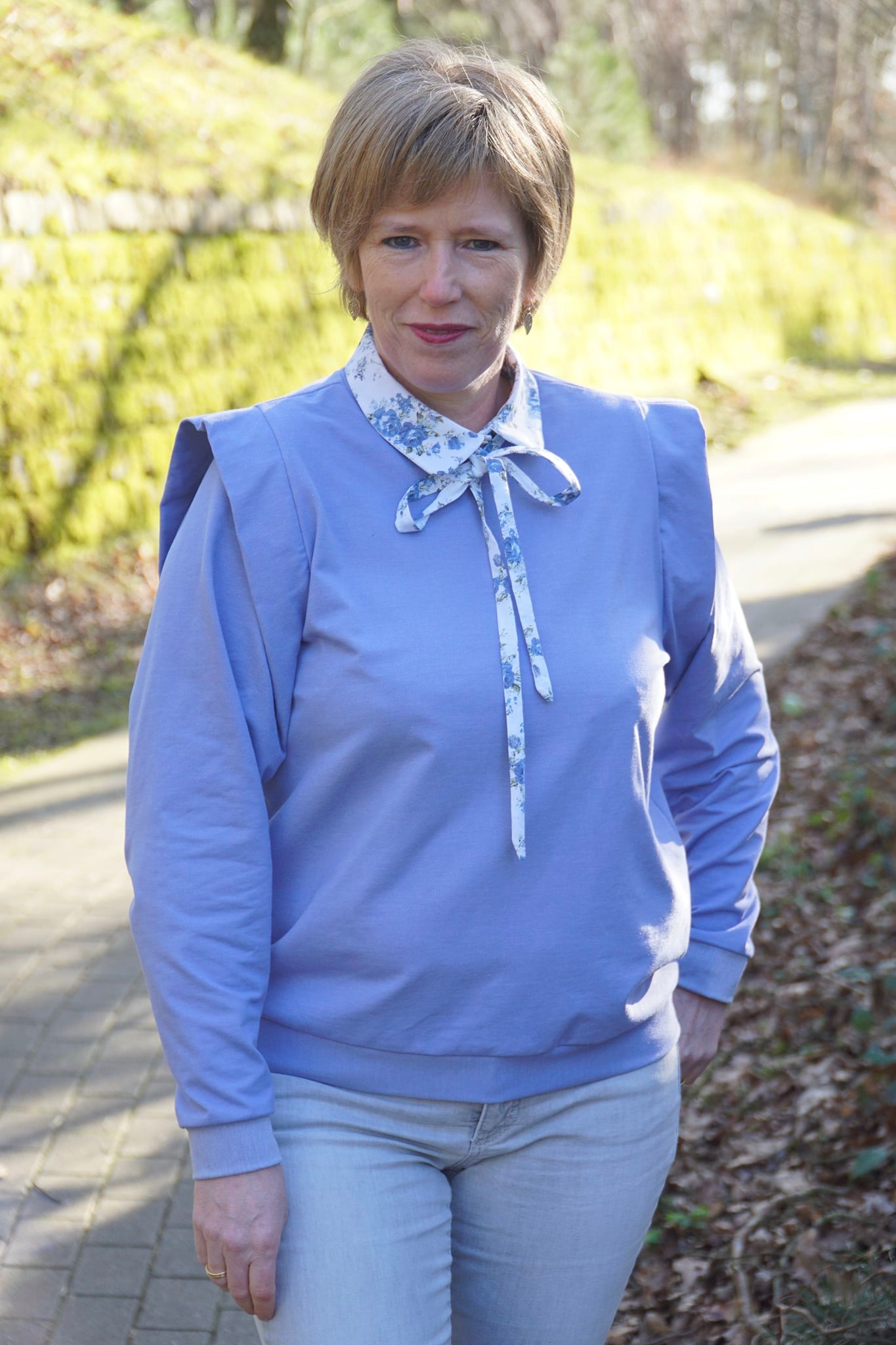 Hera sweater for women and teens - sewing pattern