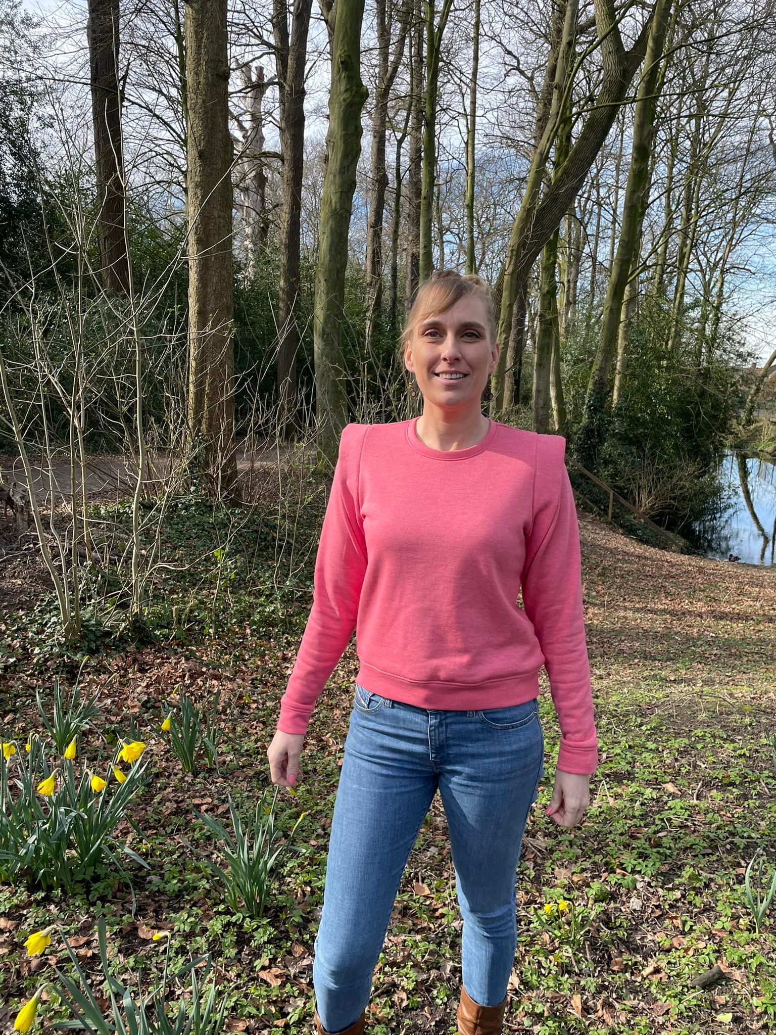 Hera sweater for women and teens - sewing pattern