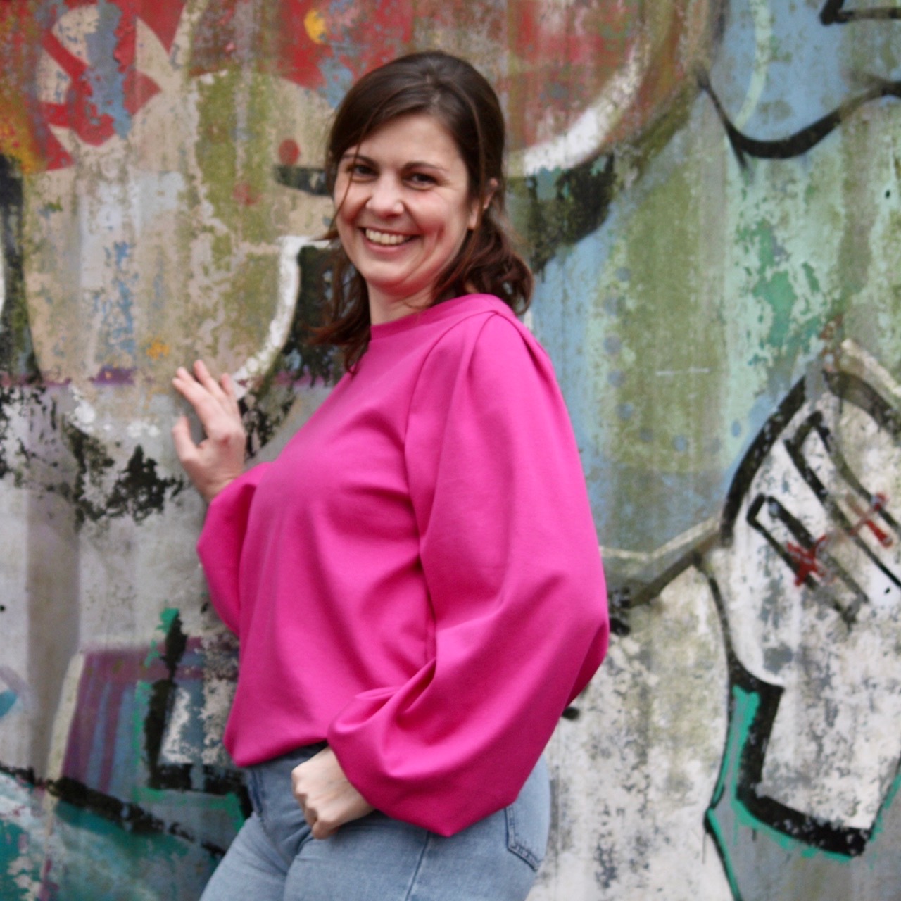 Hera sweater for women and teens - sewing pattern