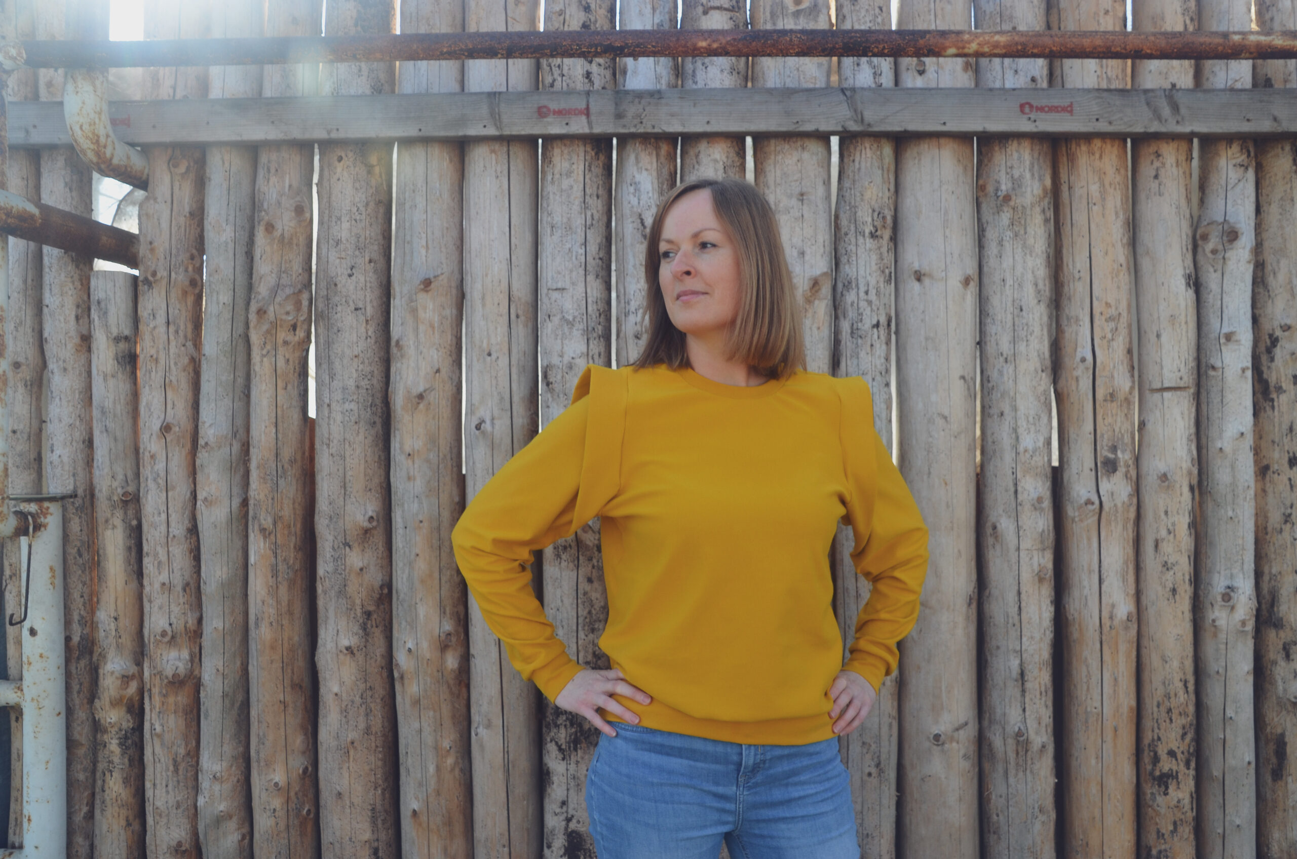 Hera sweater for women and teens - sewing pattern