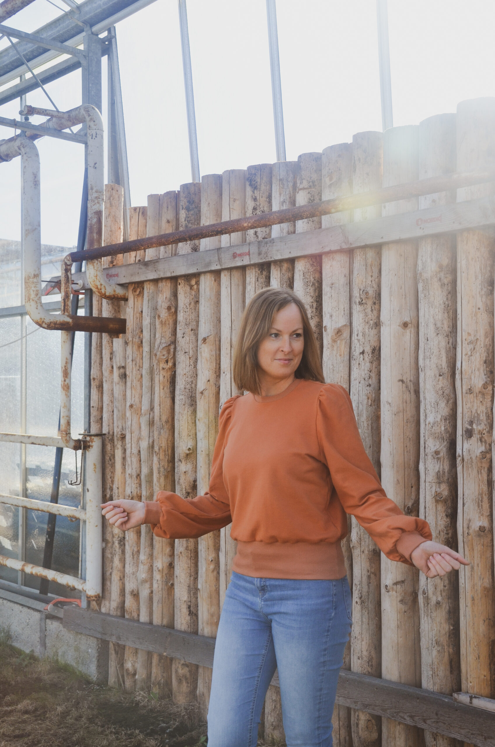 Hera sweater for women and teens - sewing pattern