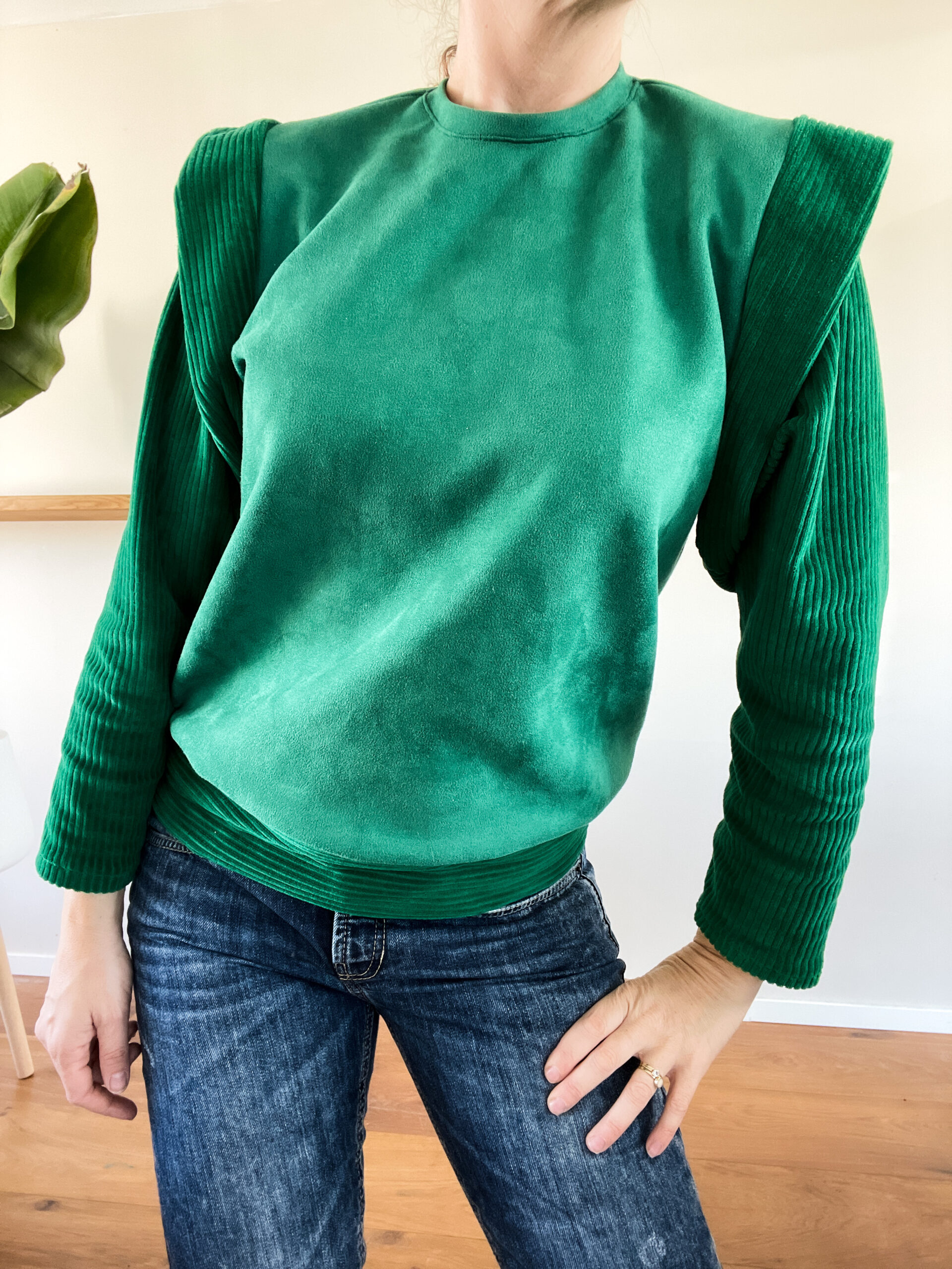 Hera sweater for women and teens - sewing pattern