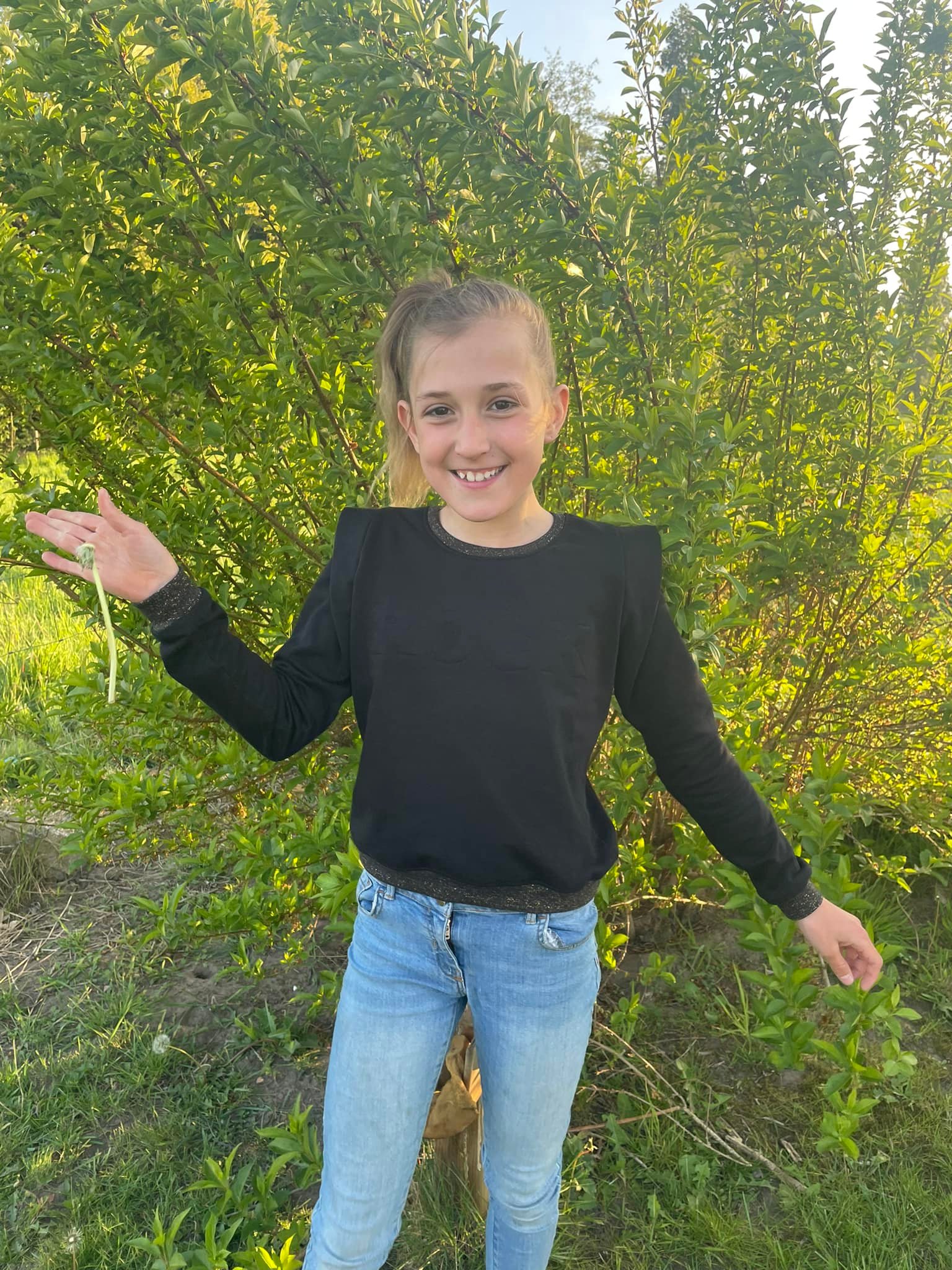 Hera sweater for kids - sewing pattern