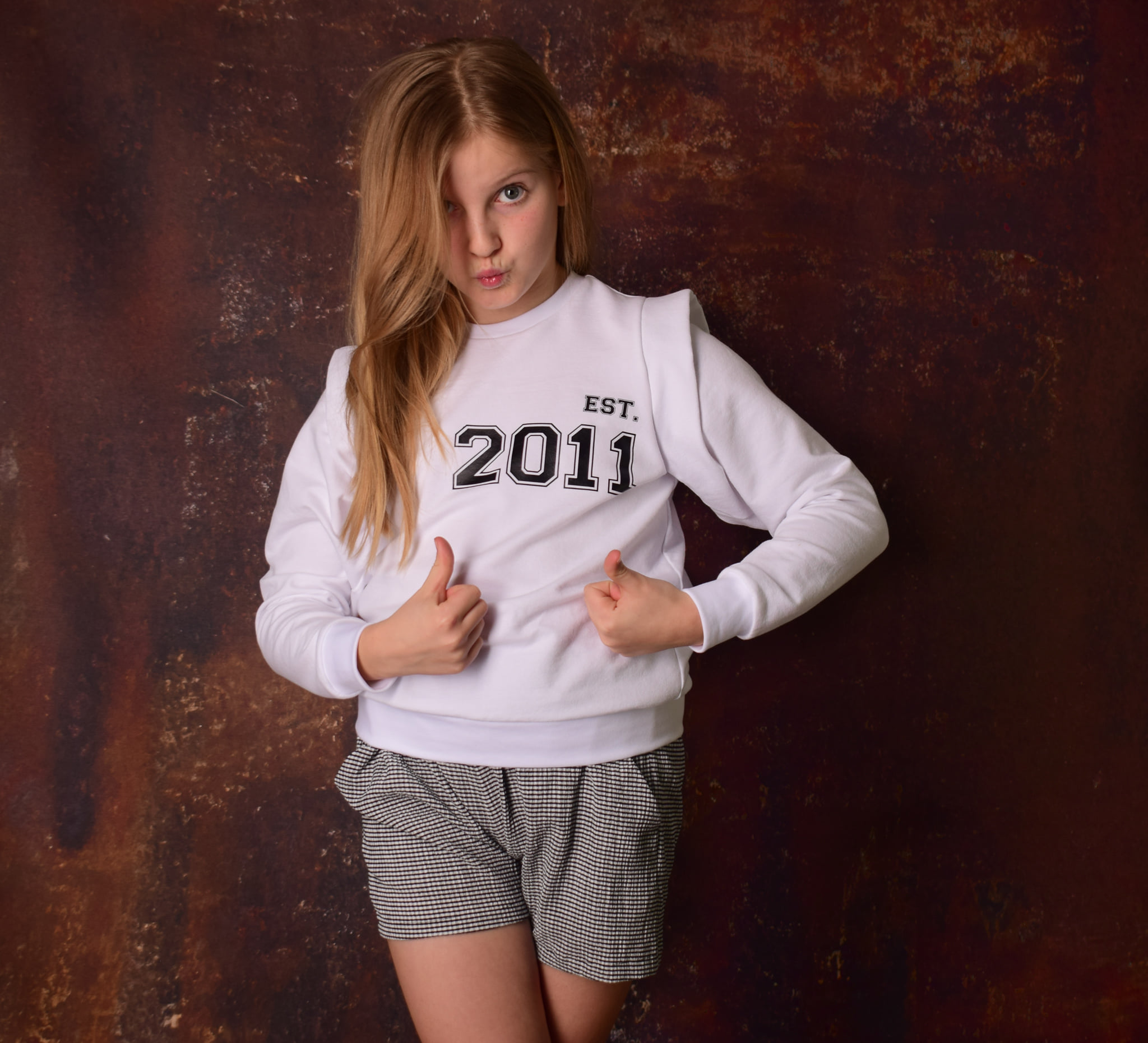 Hera sweater for kids - sewing pattern