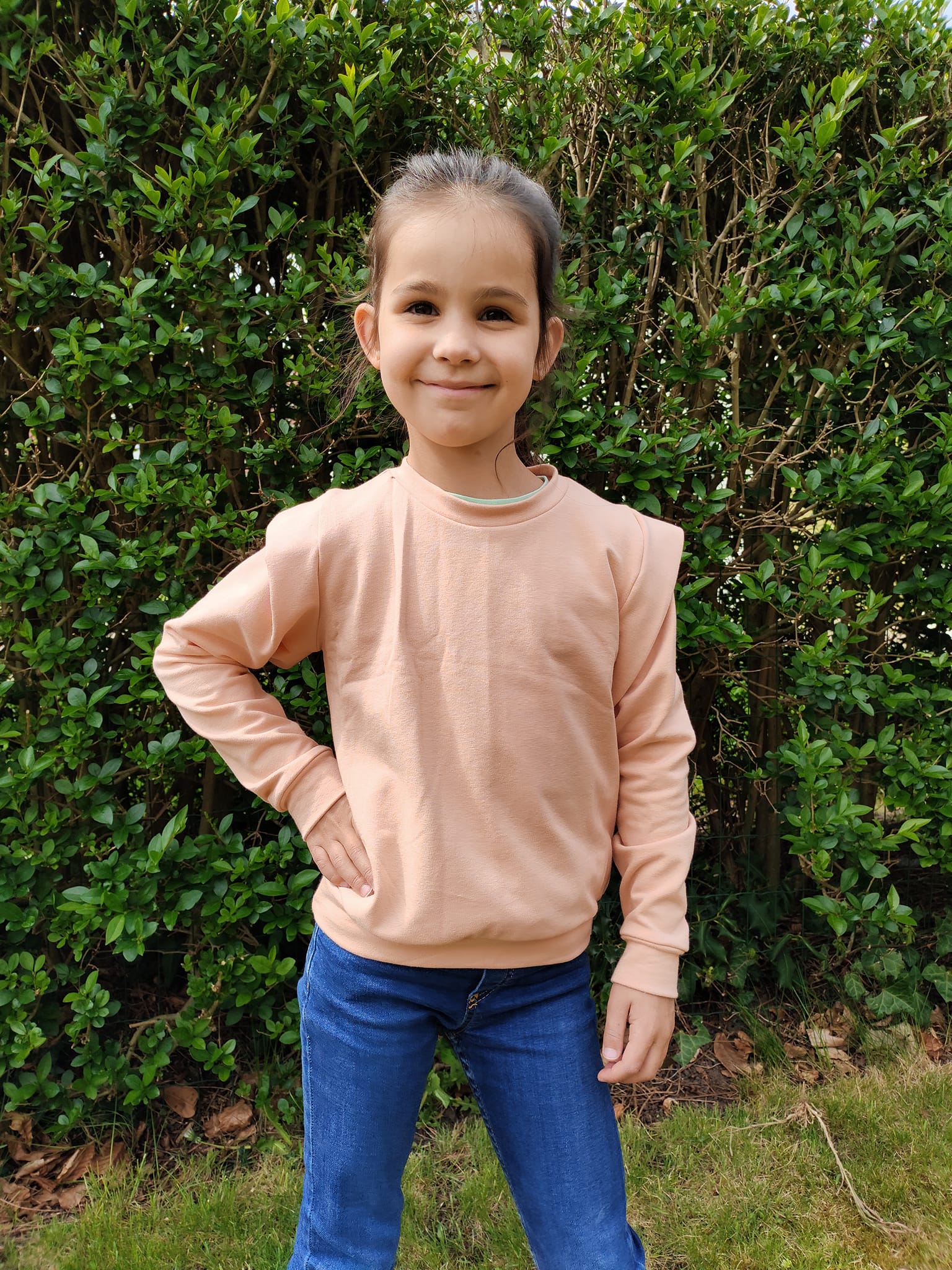 Hera sweater for kids - sewing pattern