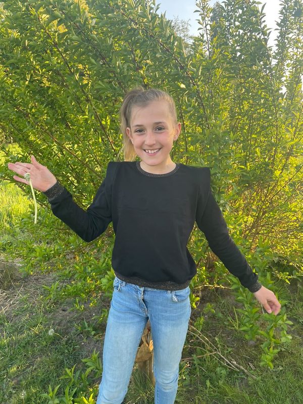 Hera sweater for kids - sewing pattern