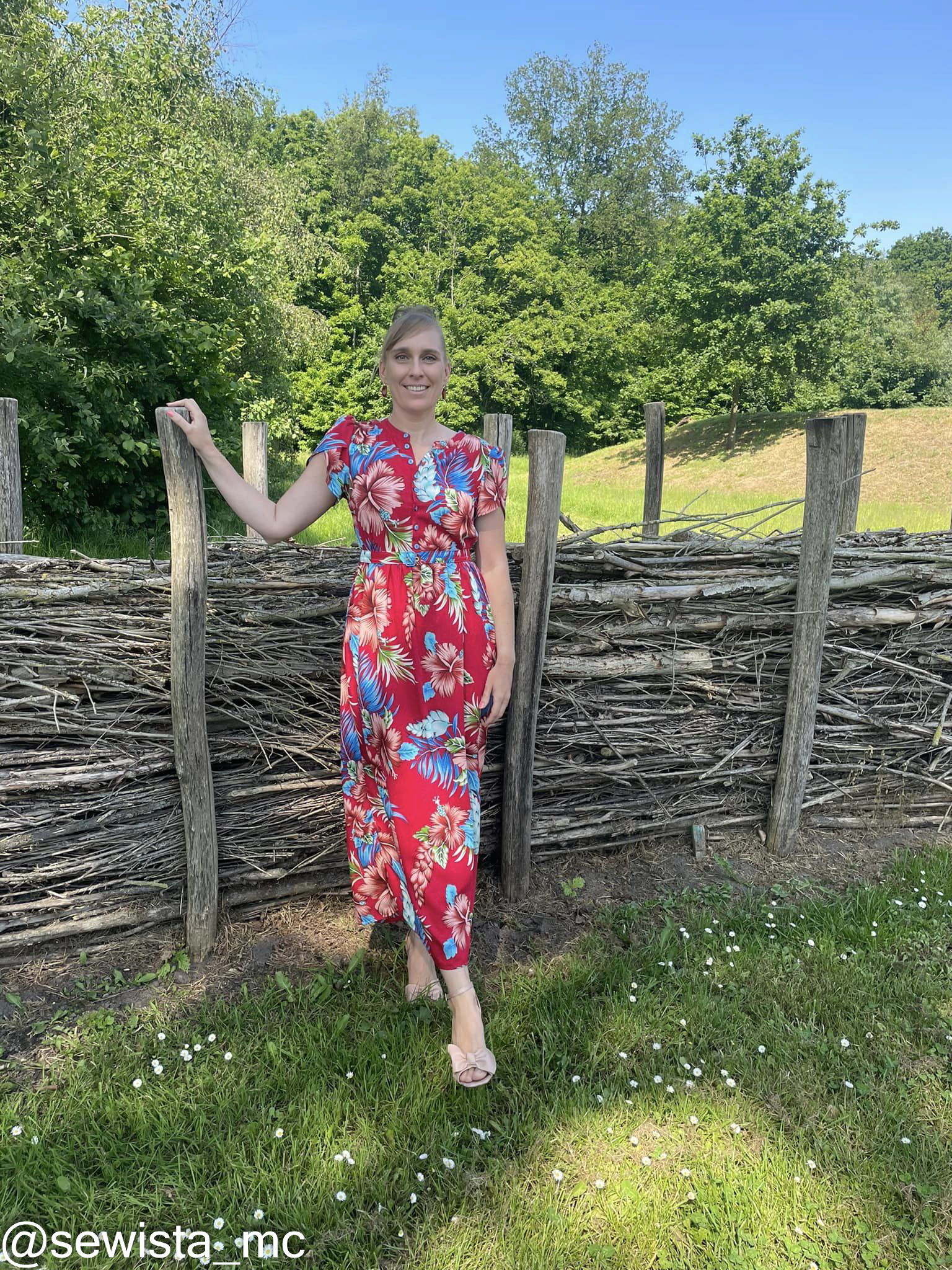 Zada shirt and dress for women and teens – PDF (ENG)